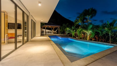 Luxury Villa Photo #6