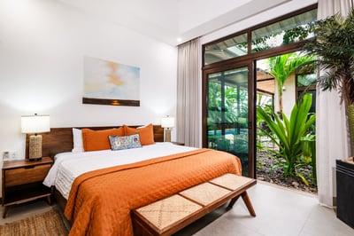 Luxury Villa Photo #21