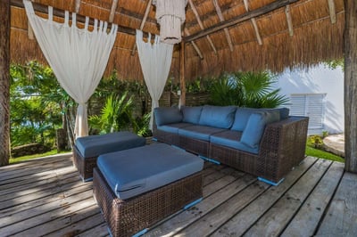Luxury Villa Photo #43
