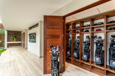 Luxury Villa Photo #12