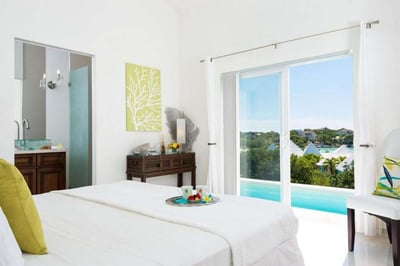 Luxury Villa Photo #9