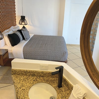 Luxury Villa Photo #7