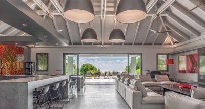 Luxury Villa Photo #11