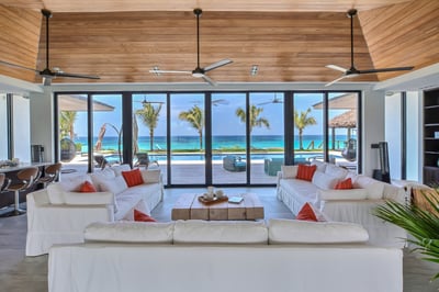 Luxury Villa Photo #14