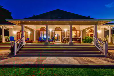 Luxury Villa Photo #4