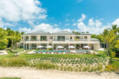 Luxury Villa Photo #8