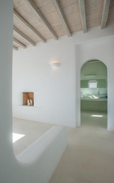 Luxury Villa Photo #16