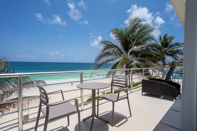 Luxury Villa Photo #26