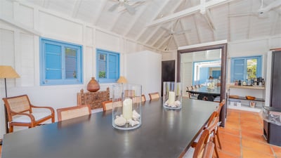 Kitchen & Dining Area