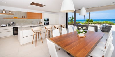 Luxury Villa Photo #13