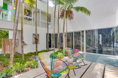 Luxury Villa Photo #9