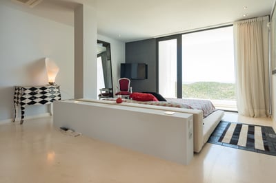 Luxury Villa Photo #44