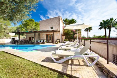 Luxury Villa Photo #4