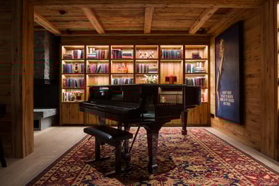 Luxury Villa Photo #17