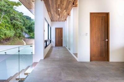 Luxury Villa Photo #27