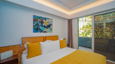 Luxury Villa Photo #49
