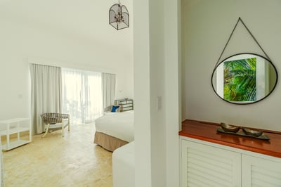 Luxury Villa Photo #48