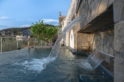 Luxury Villa Photo #5