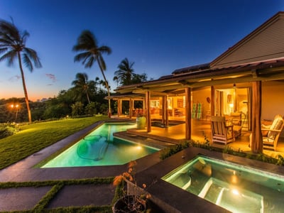 Luxury Villa Photo #3