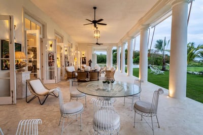 Luxury Villa Photo #7