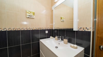 Luxury Villa Photo #24