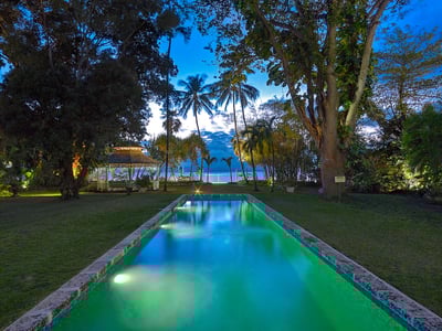 Luxury Villa Photo #5