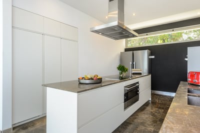 Luxury Villa Photo #11