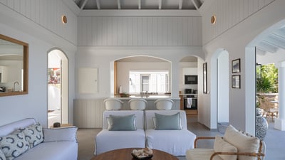 Luxury Villa Photo #11