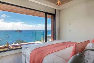 Luxury Villa Photo #38