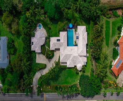 Luxury Villa Photo #4