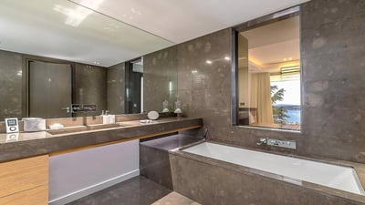 Luxury Villa Photo #28