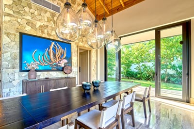 Luxury Villa Photo #12