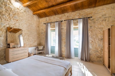 Luxury Villa Photo #51
