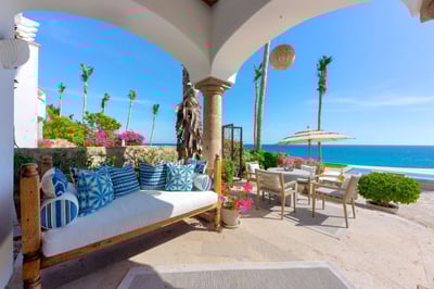 Luxury Villa Photo #16