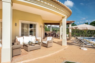 Luxury Villa Photo #16