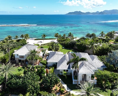 Luxury Villa Photo #25