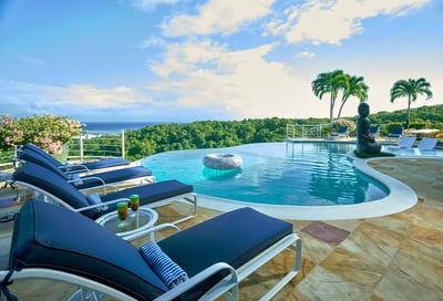 Luxury Villa Photo #3