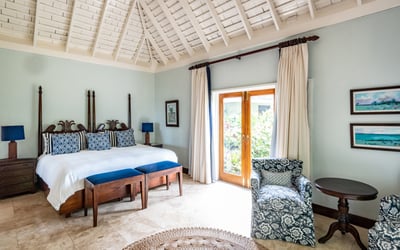 Luxury Villa Photo #7