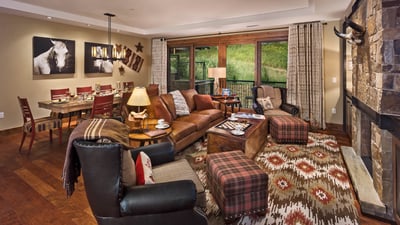 Great room with balcony
