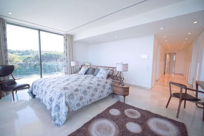 Luxury Villa Photo #18