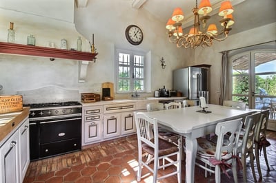 Luxury Villa Photo #12
