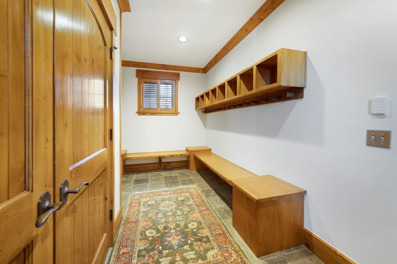 Timber Lodge at the Oaks