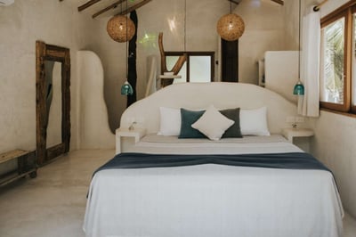Luxury Villa Photo #12