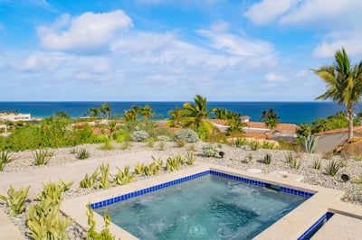 Luxury Villa Photo #5