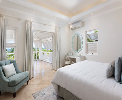 Luxury Villa Photo #19