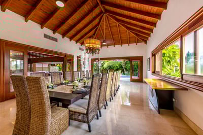 Luxury Villa Photo #13