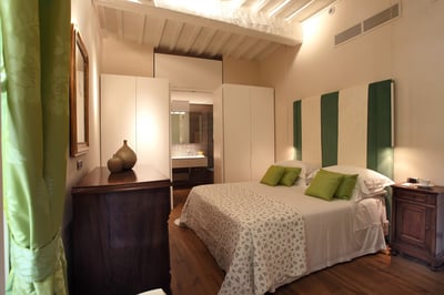 Luxury Villa Photo #30