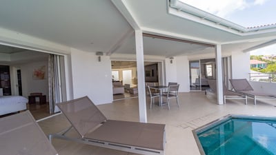Luxury Villa Photo #2