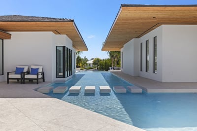 Luxury Villa Photo #5