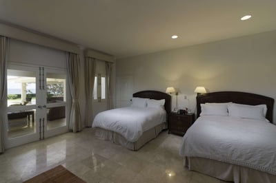 Luxury Villa Photo #13